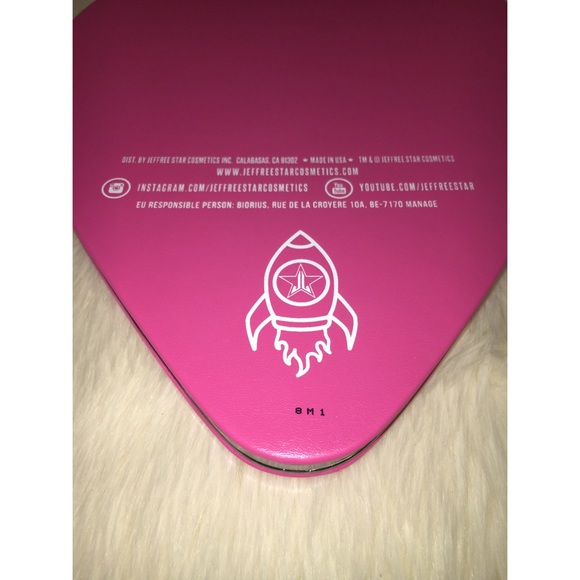 SOLD Jeffree Star Alien Palette - Picture 7 of 8